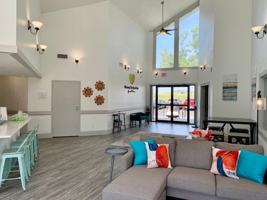 featured image of 2607 E Albany St