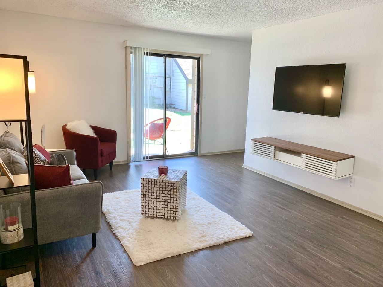 Quail Hollow Apartments - Photo 7 of 16