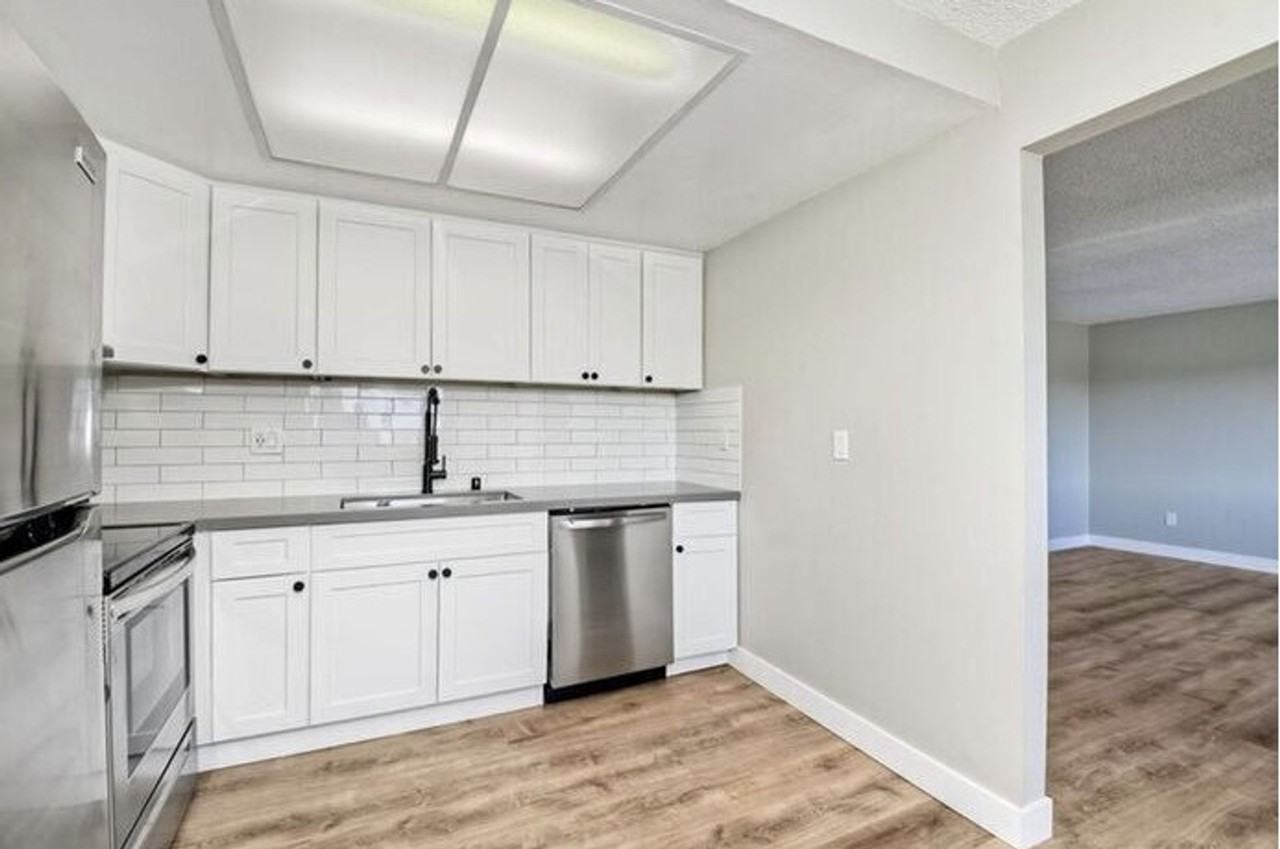 Corto View - Photo 2 of 7