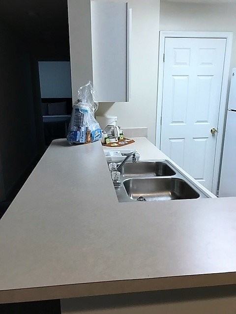 607 Emily Ln - Photo 3 of 50