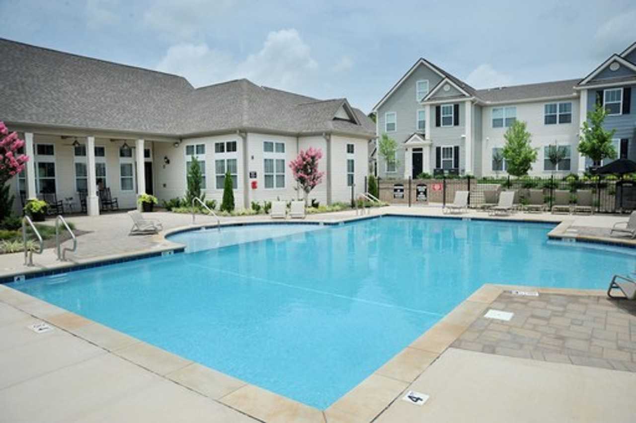 Cottages on Tazewell - Photo 4 of 20