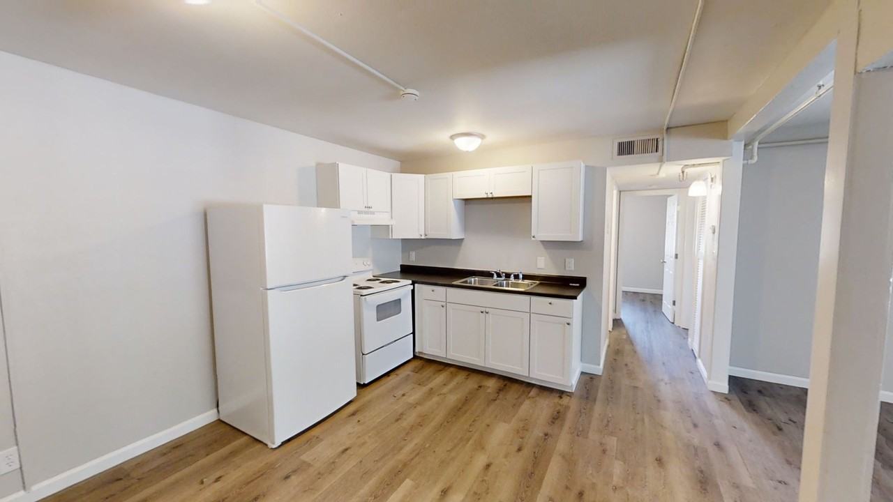 Polkview Apartments - Photo 3 of 9