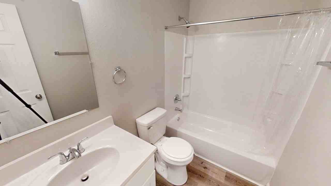 Polkview Apartments - Photo 5 of 9