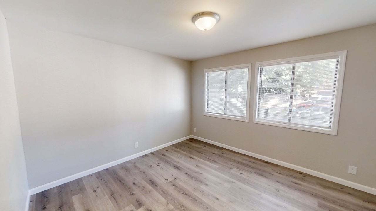 Polkview Apartments - Photo 6 of 9