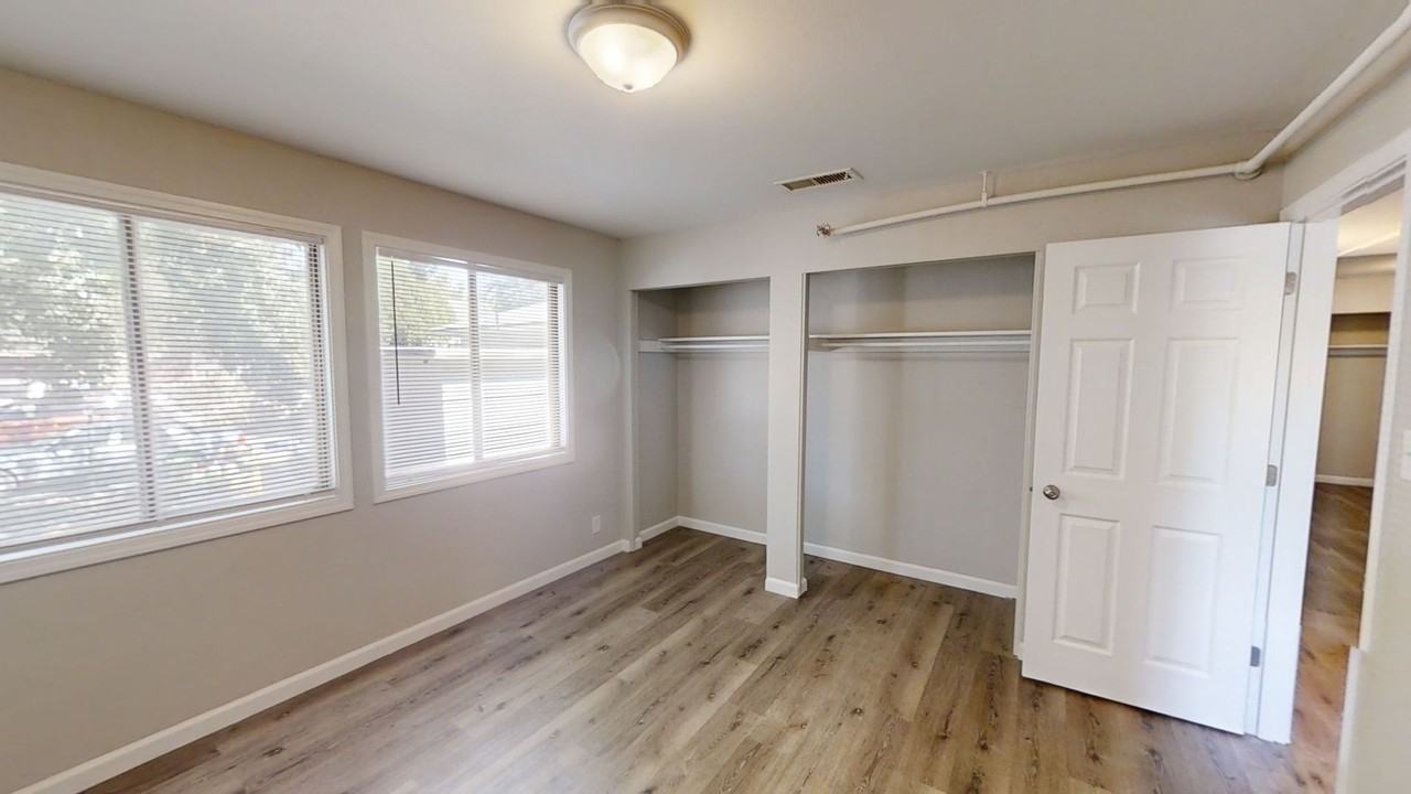 Polkview Apartments - Photo 7 of 9