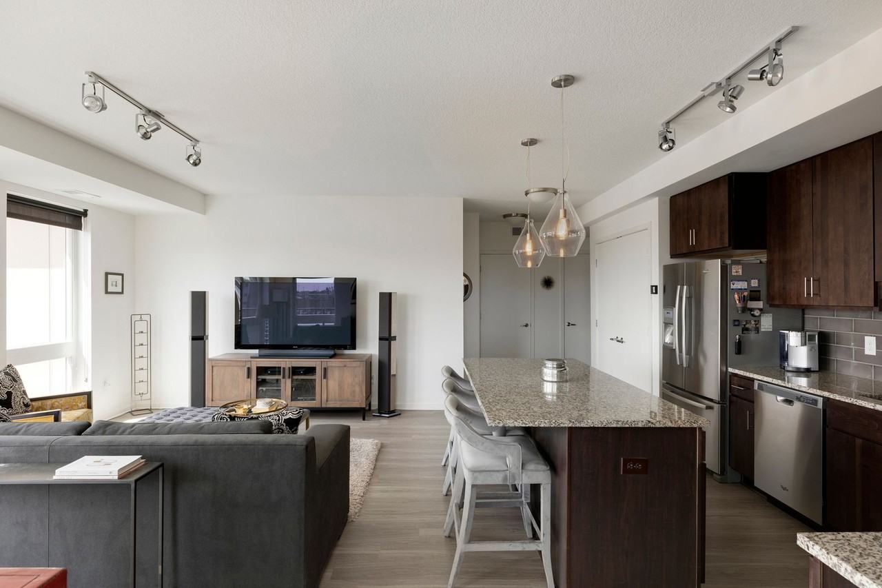 Laguna Apartments - Photo 3 of 13