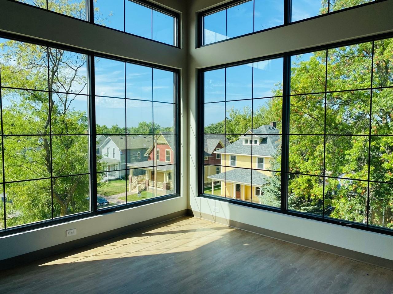 The Winford Apartments - Photo 2 of 13