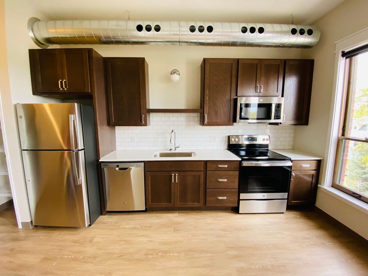 The Winford Apartments - Photo 3 of 13