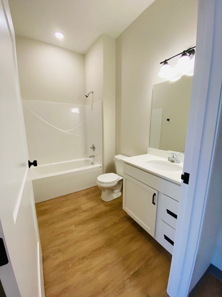 The Winford Apartments - Photo 5 of 13