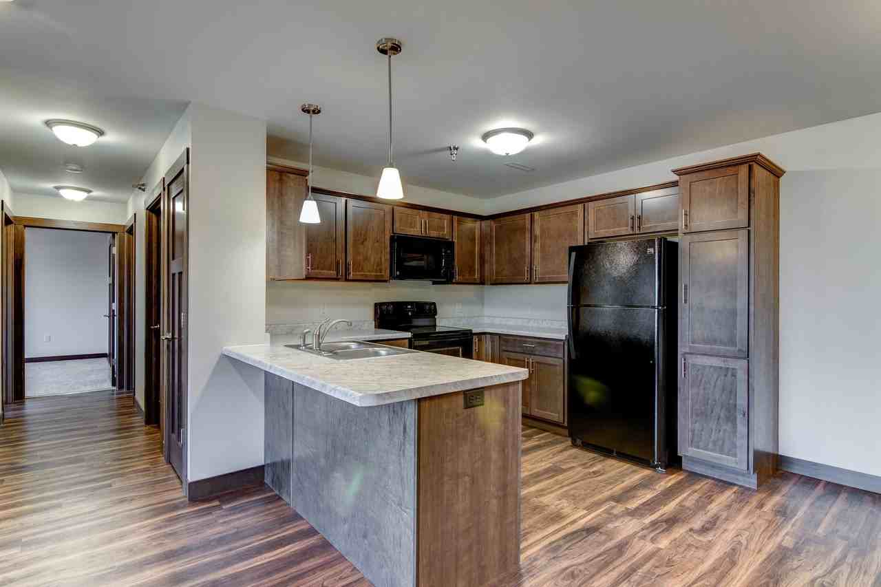 Starr Avenue Apartments - Photo 3 of 25