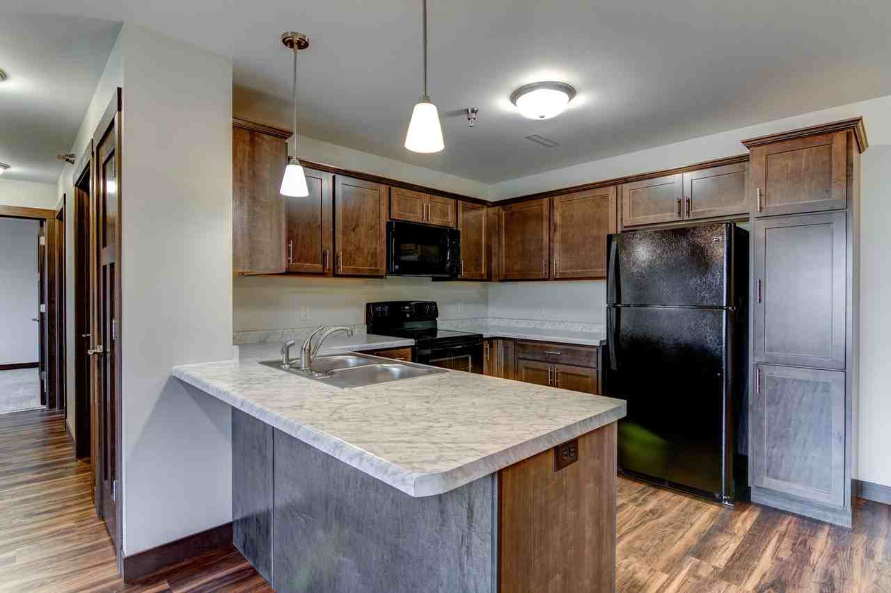 Starr Avenue Apartments - Photo 7 of 25