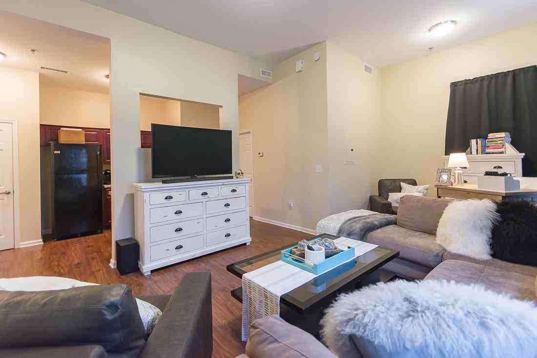 GRAD - Photo 3 of 47