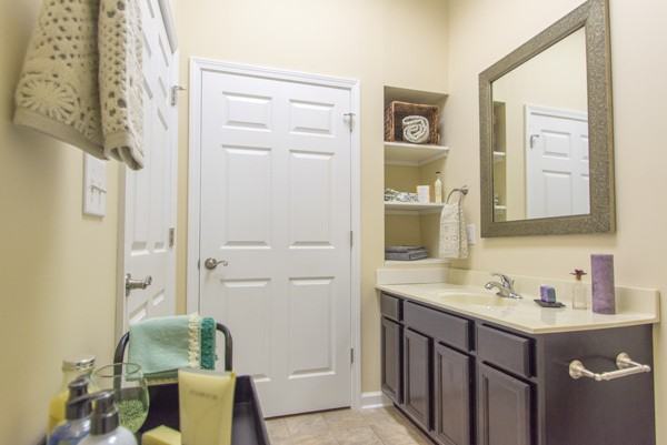 STUDIO 531 - Photo 7 of 21