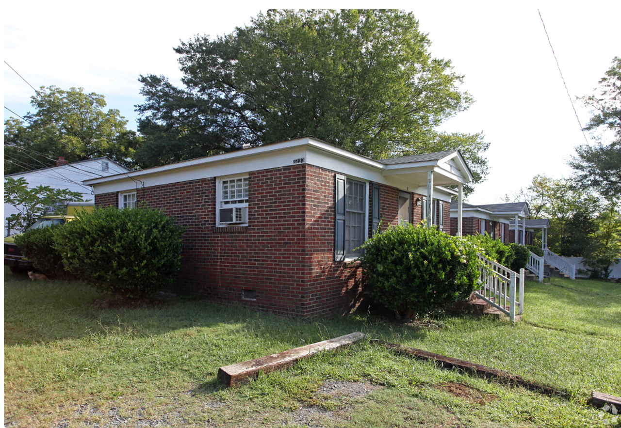 Ross Avenue - Photo 2 of 5