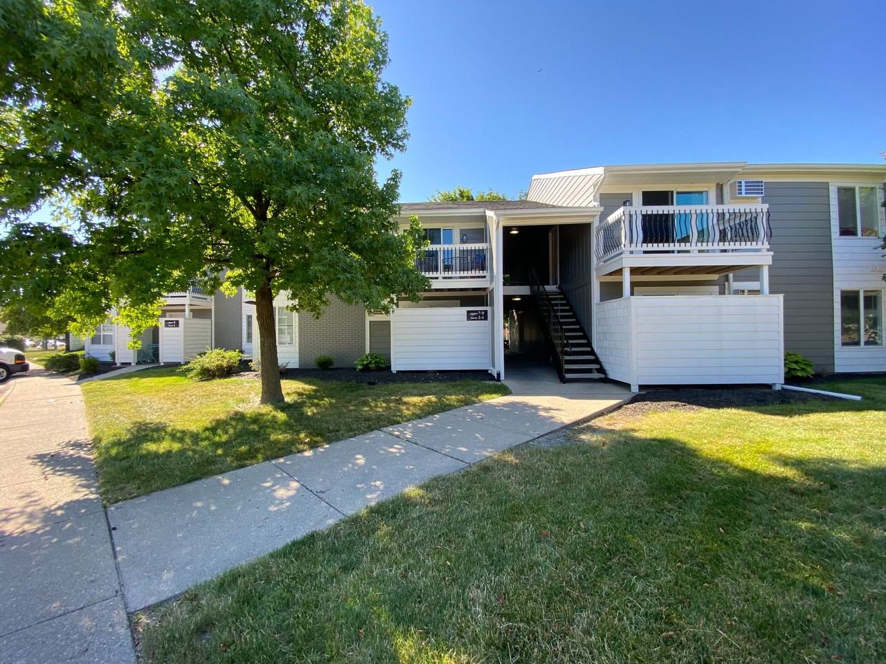 24 Flats - Photo 2 of 11