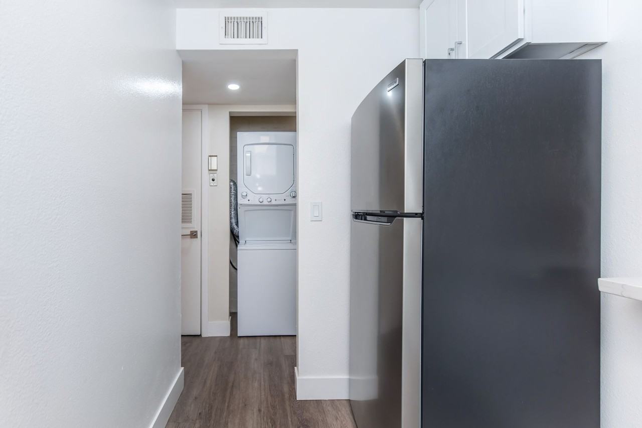 Palisade Flats - Photo 5 of 50