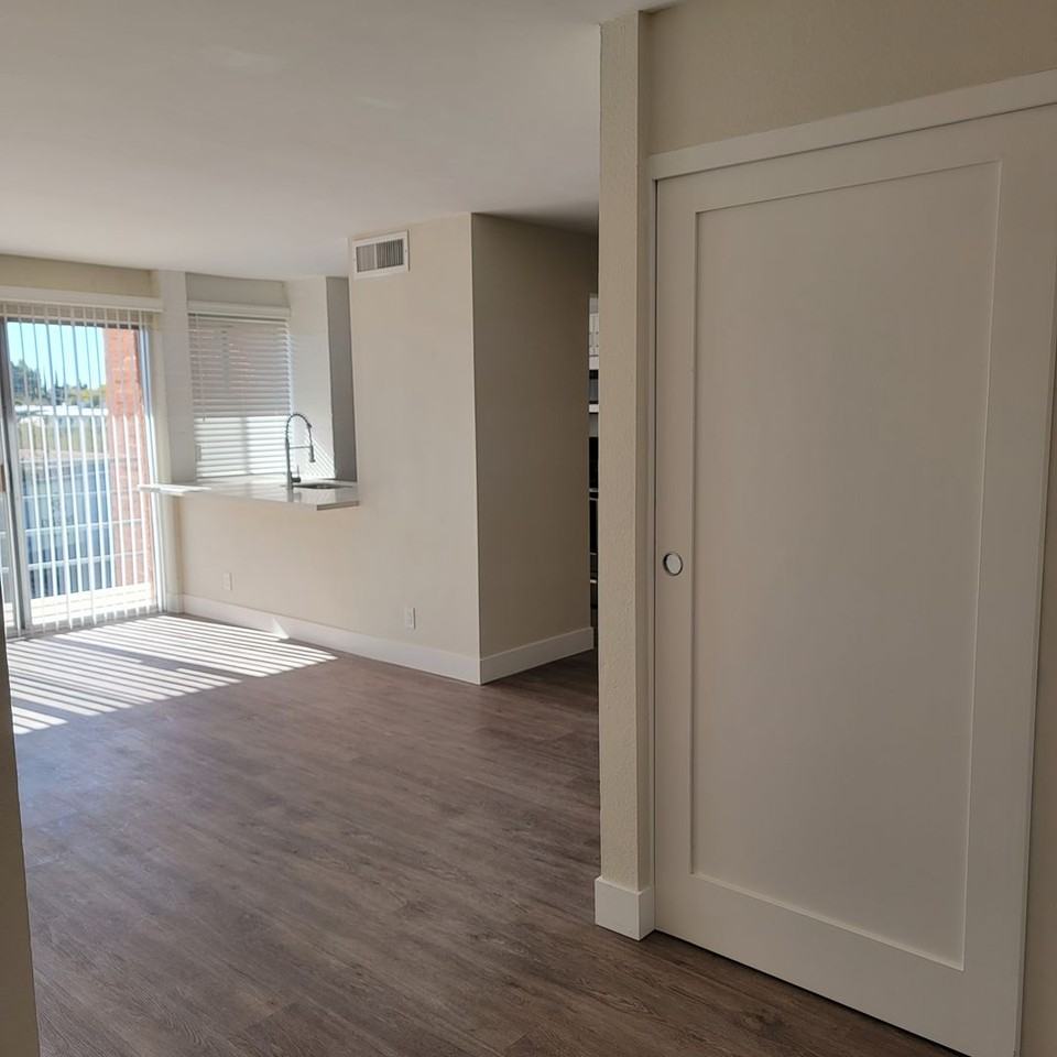 Palisade Flats - Photo 3 of 50