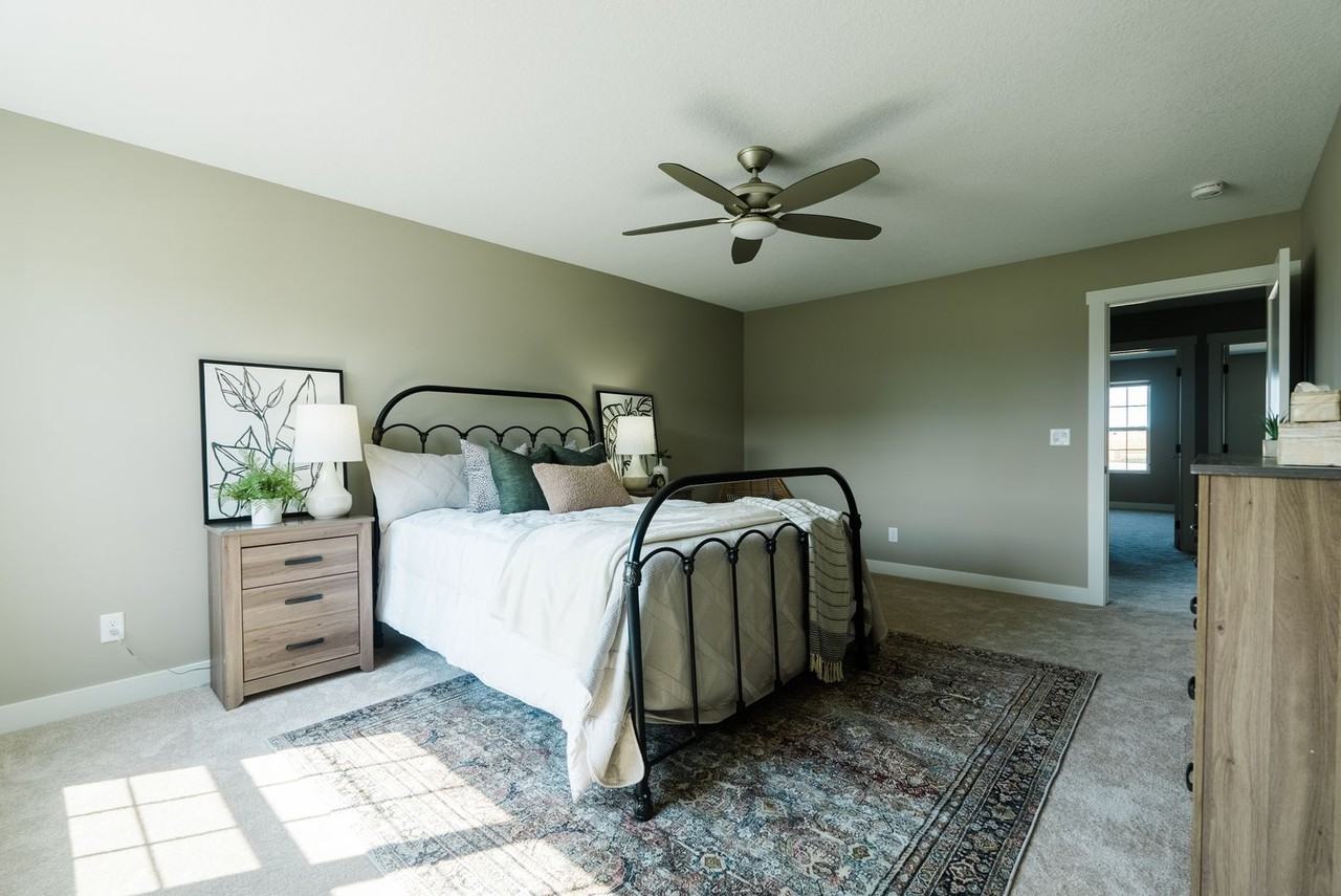 910 Sw Des Moines St - Photo 7 of 10