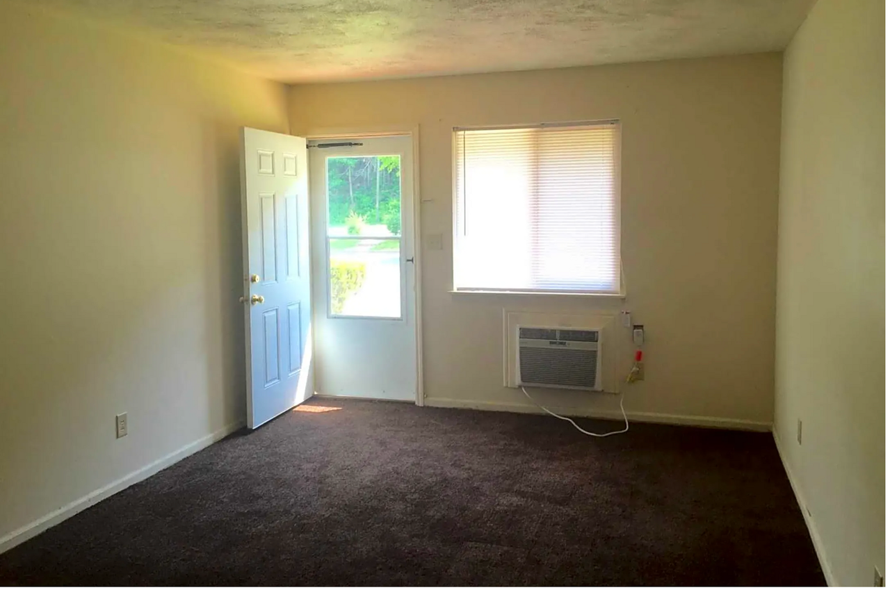 Quiet & Peaceful 1 - Photo 4 of 7