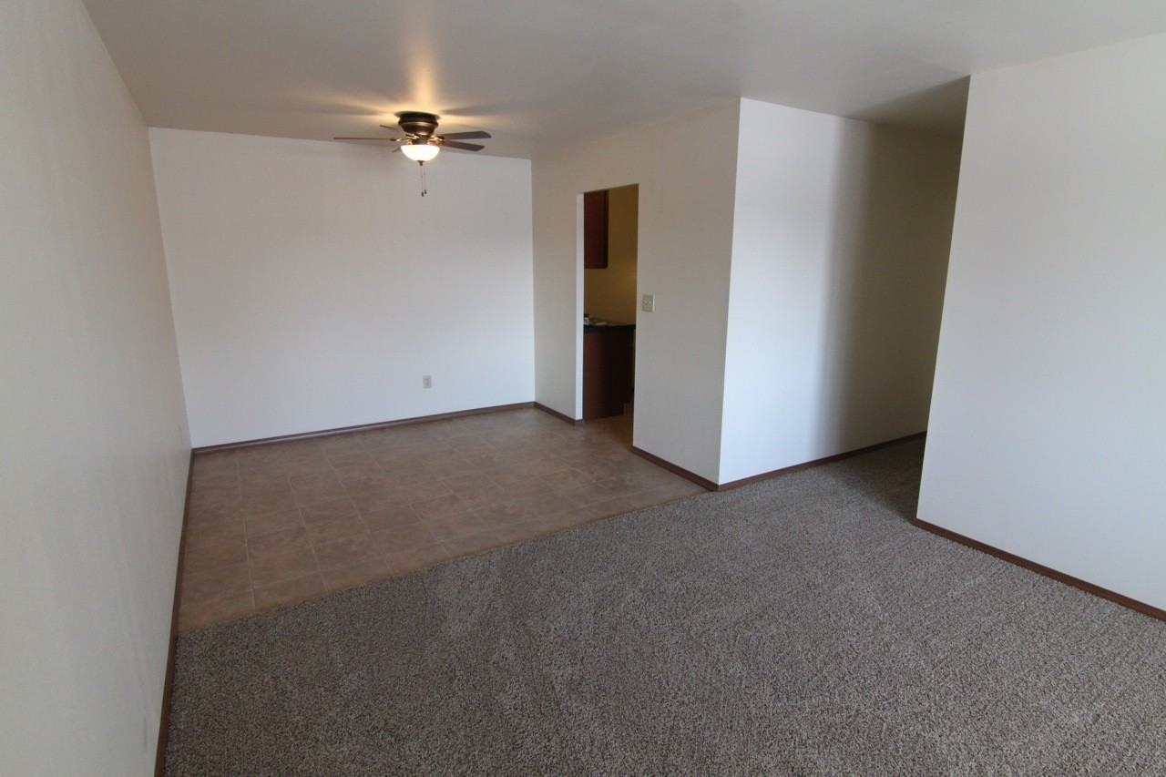 Wyndham Place Apartments - Photo 6 of 10