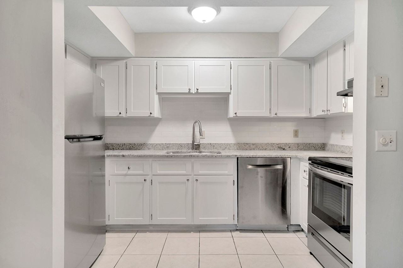 12002 Embarcadero Dr - Photo 5 of 20