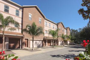 featured image of 5709 Las Ventanas Dr