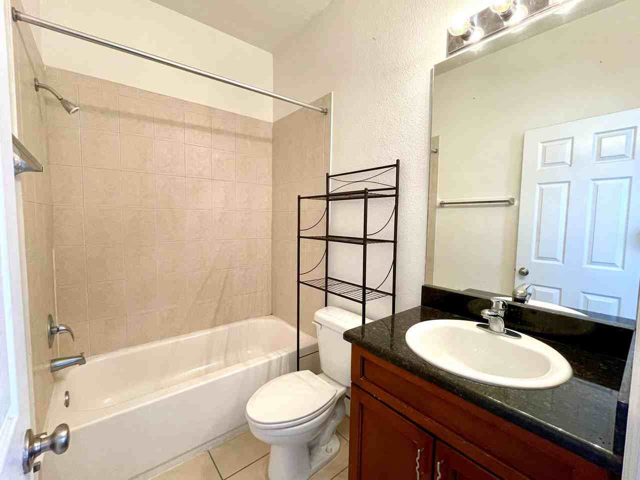 5709 Las Ventanas Dr - Photo 2 of 33