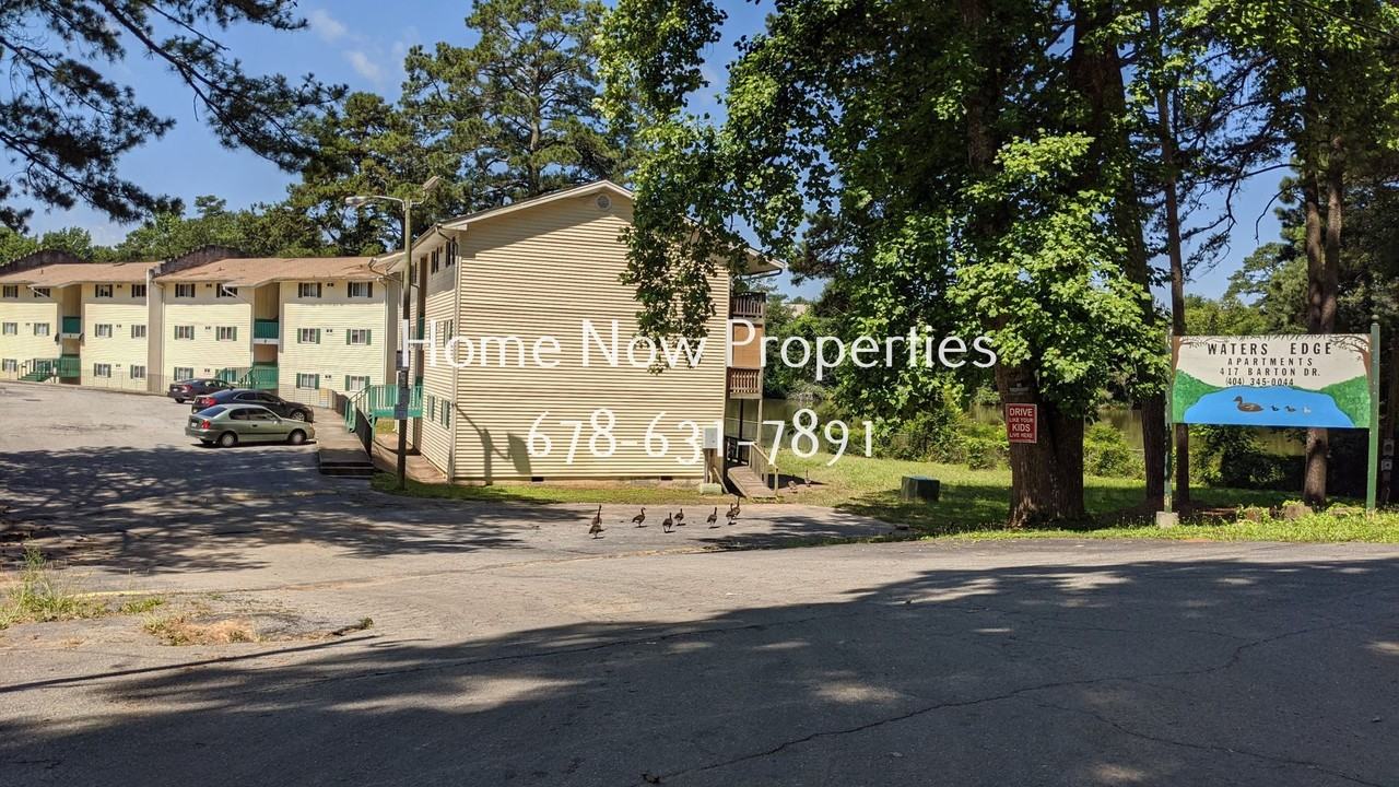 Waters Edge Apartments - Photo 5 of 32