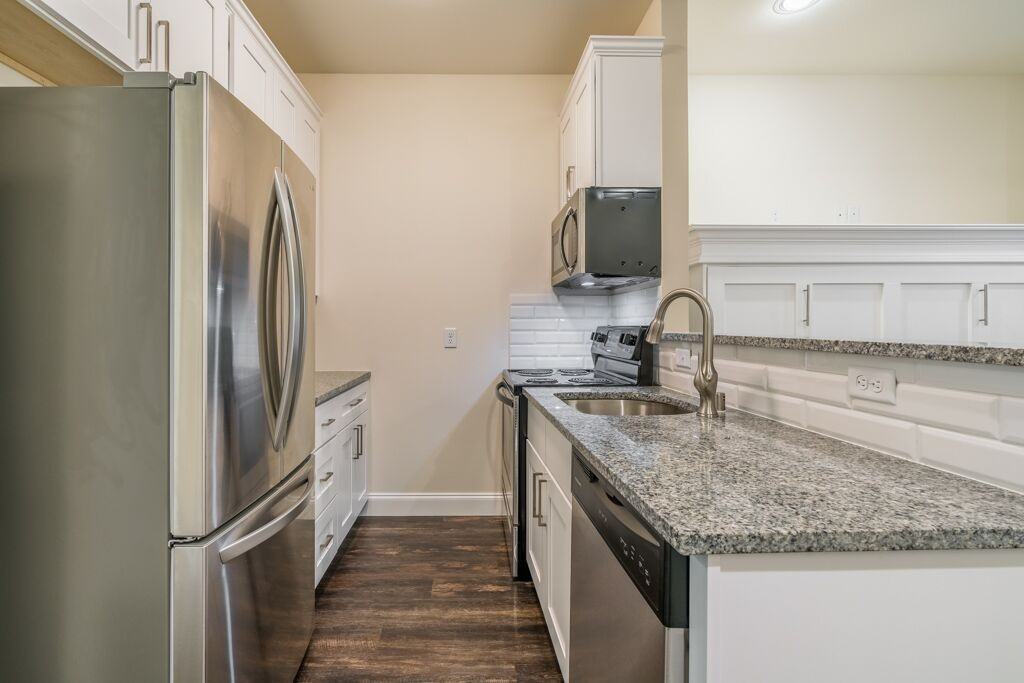 South Campus Studios - Photo 3 of 11