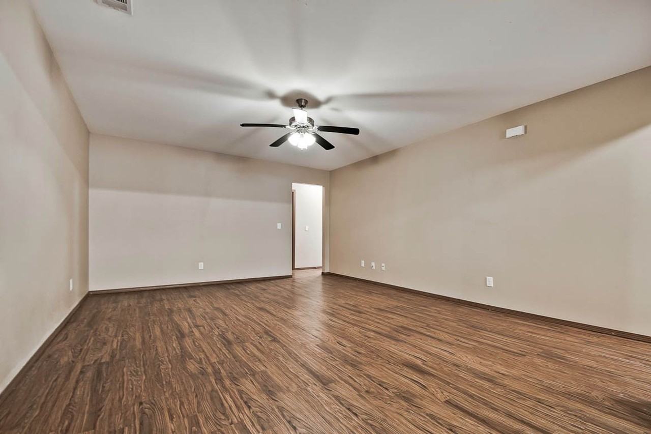 Stonegate Duplexes - Photo 3 of 45