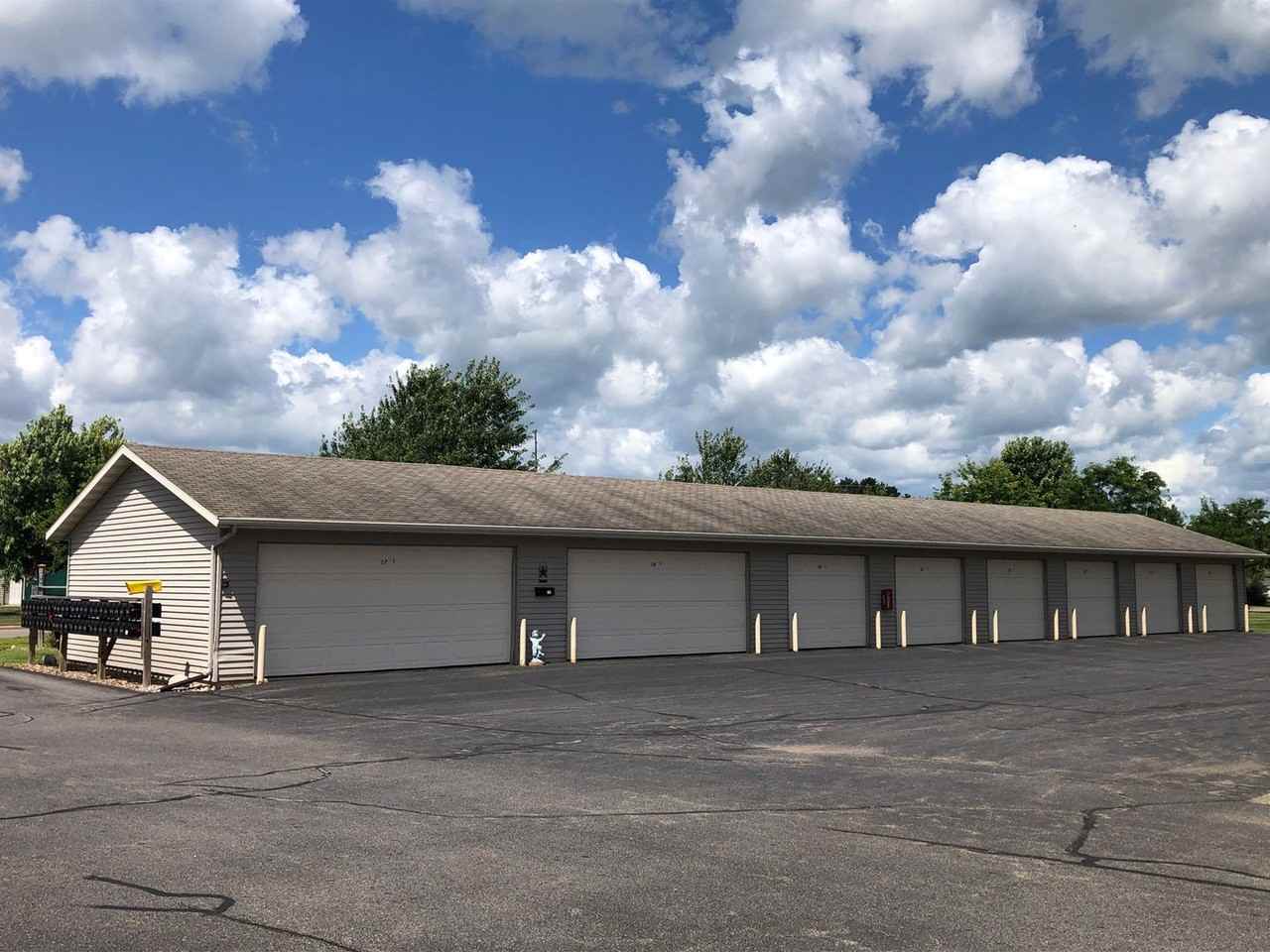 Mountain Crest - Photo 2 of 43