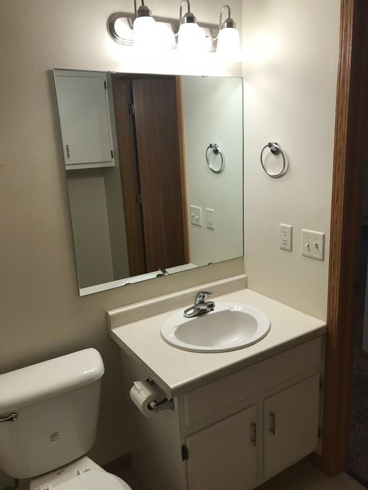 Mountain Crest - Photo 7 of 43