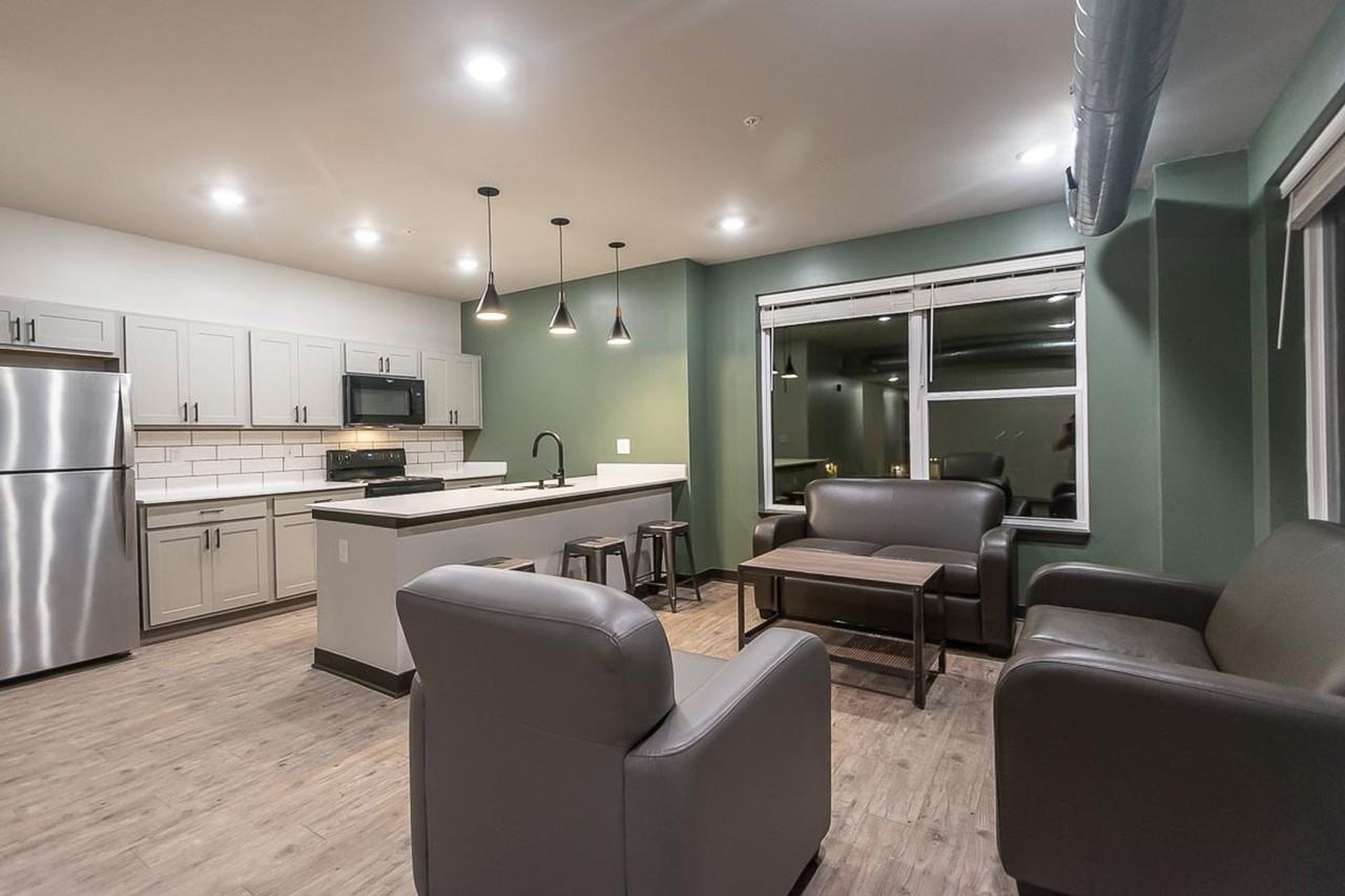 The Bentley - Photo 2 of 50