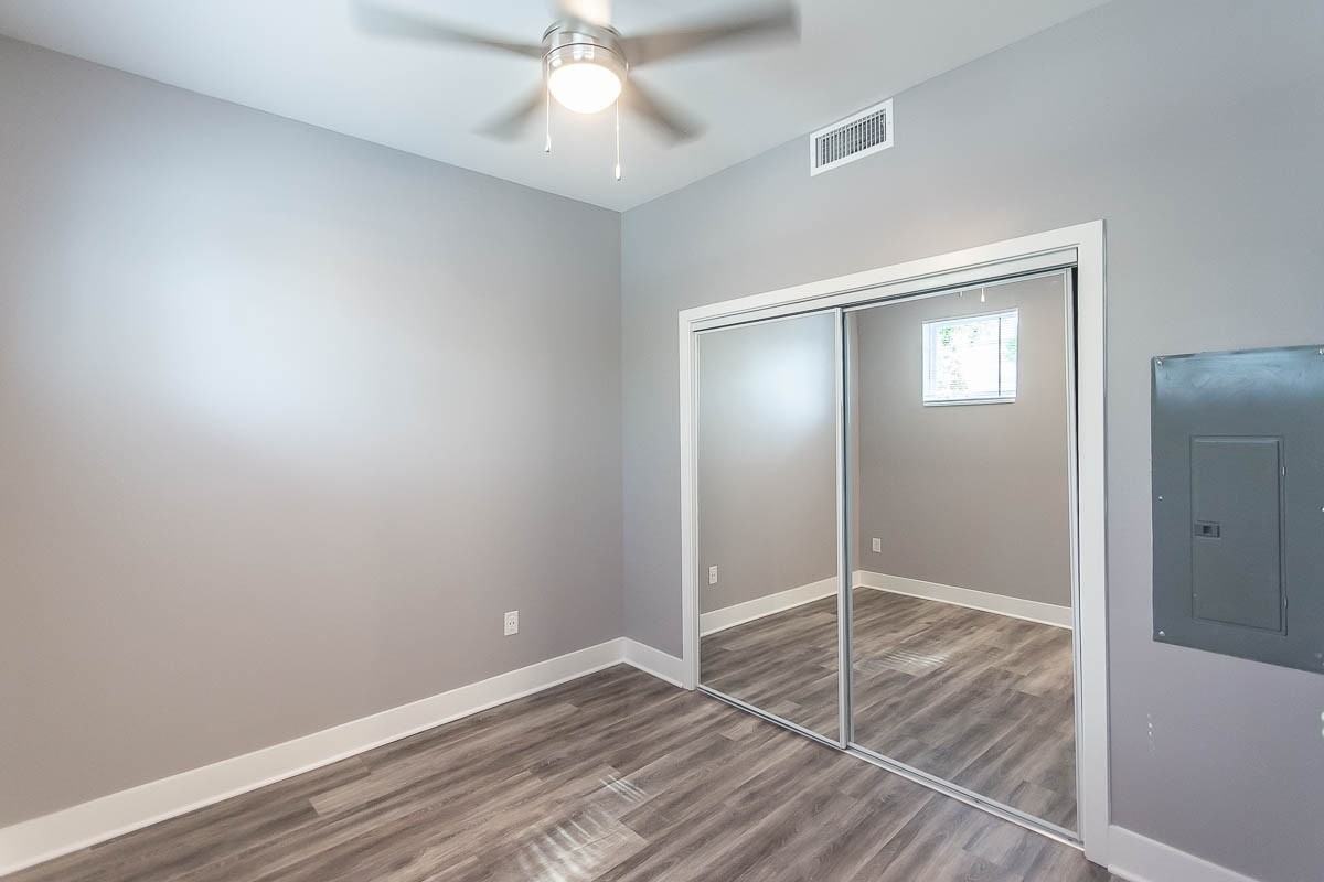 KT - Kirkwood Towers - Photo 2 of 23