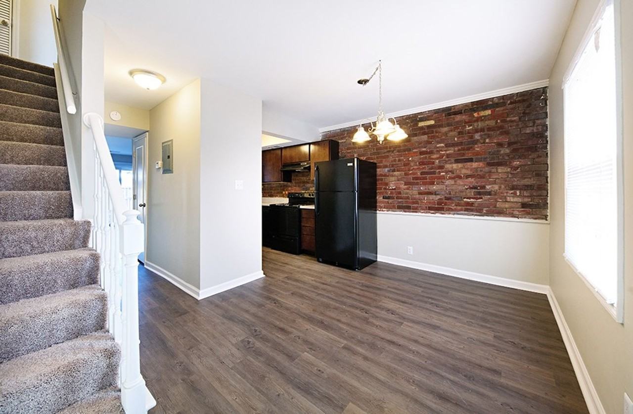 5924 Maplewood Dr - Photo 3 of 13