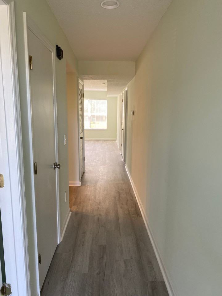 Ocean Highway Apartments - Photo 2 of 16