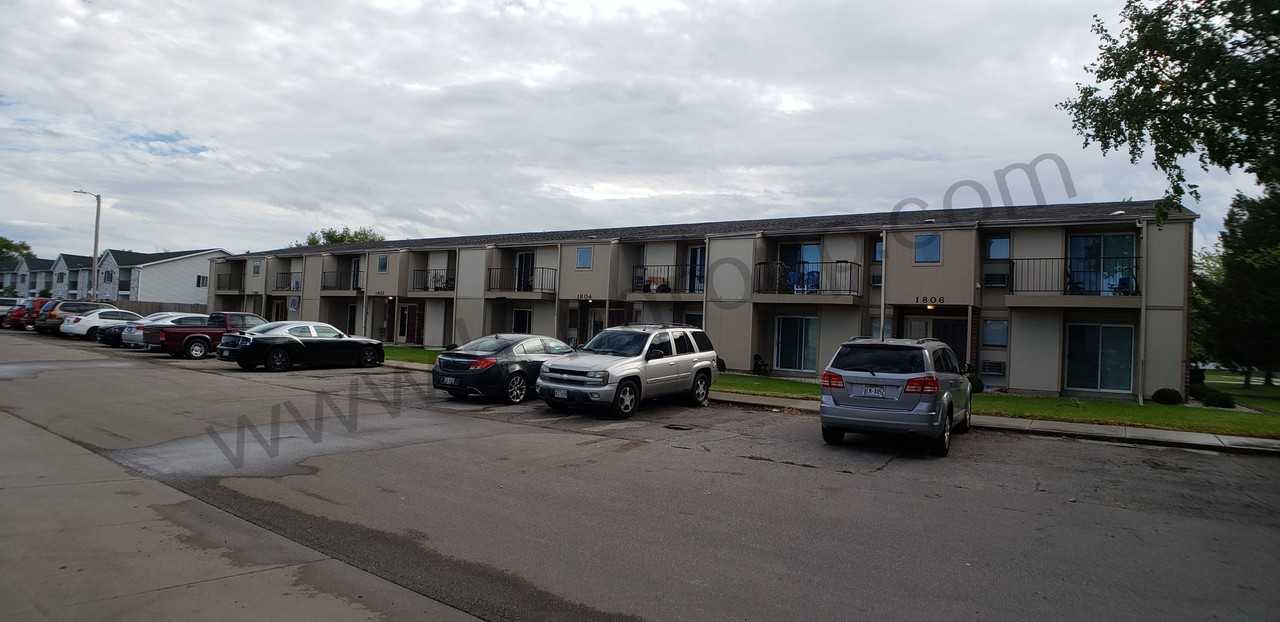 Parkview East - Photo 2 of 3