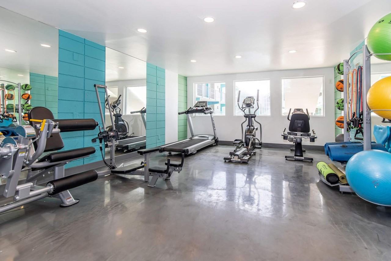 La Cima Apartments - Photo 5 of 38