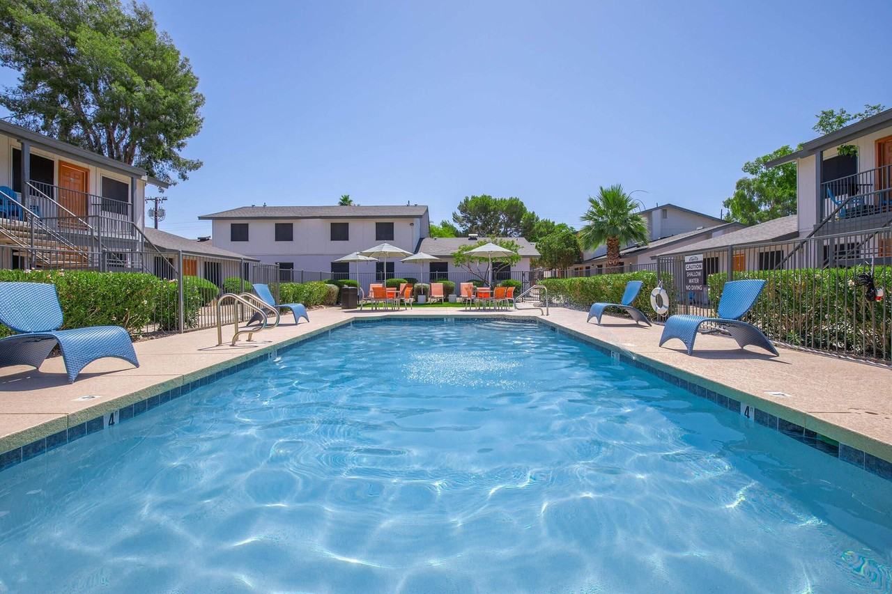 Atwater Apartments - Photo 4 of 50