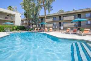 featured image of 3833 N 30th St