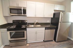 featured image of 704 Mcmakin St