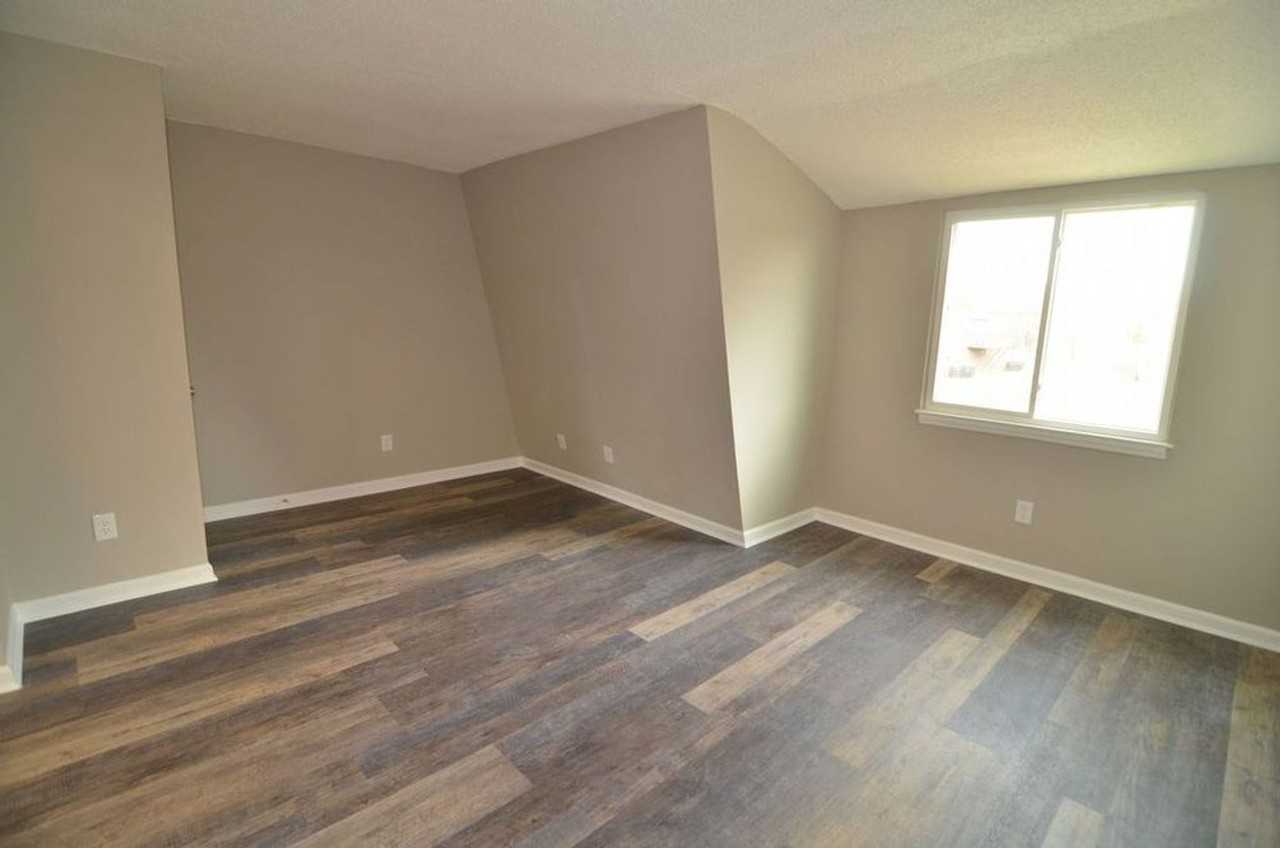 Modern Apartment minutes from Downtown Raleigh - Photo 4 of 14