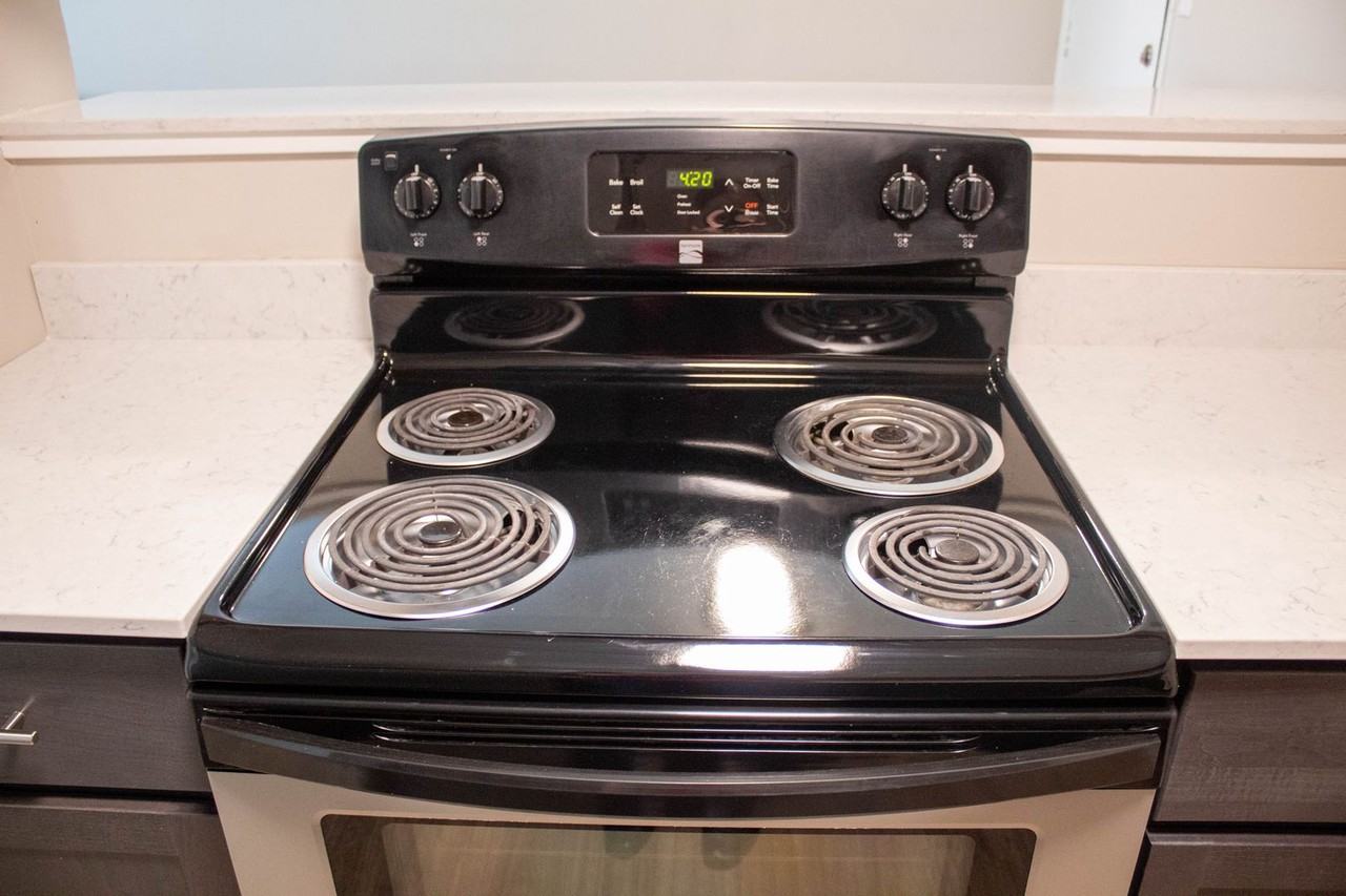 804 W Illinois - Photo 7 of 50