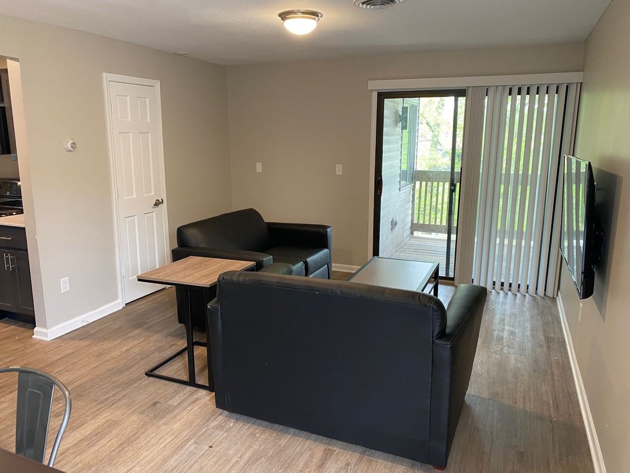 106 S Gregory - Photo 6 of 41