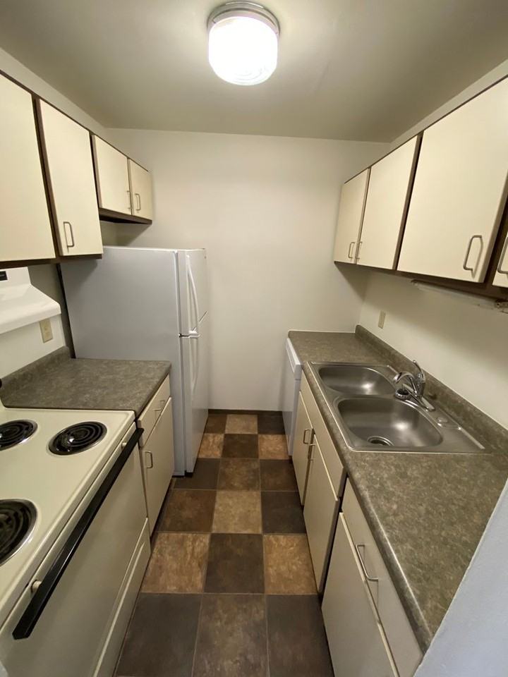 Village Apartments (St. Pt.) - Photo 6 of 24