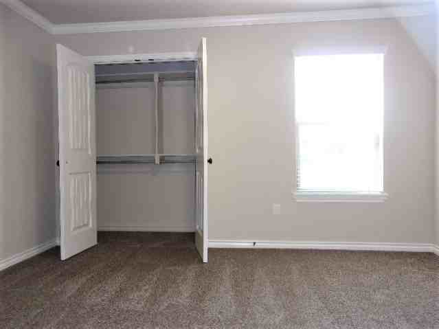 Creekside Condos/Townhomes - Photo 7 of 24