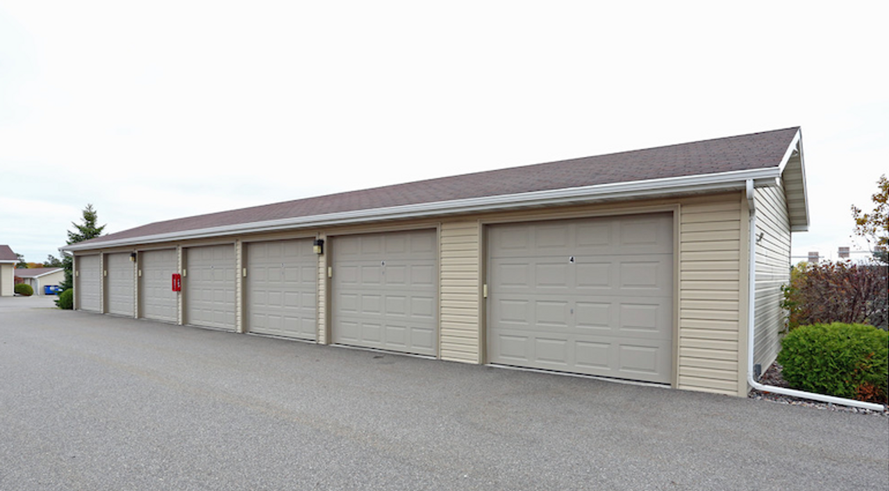 Grand Avenue Luxury Apartment Homes - Photo 2 of 50