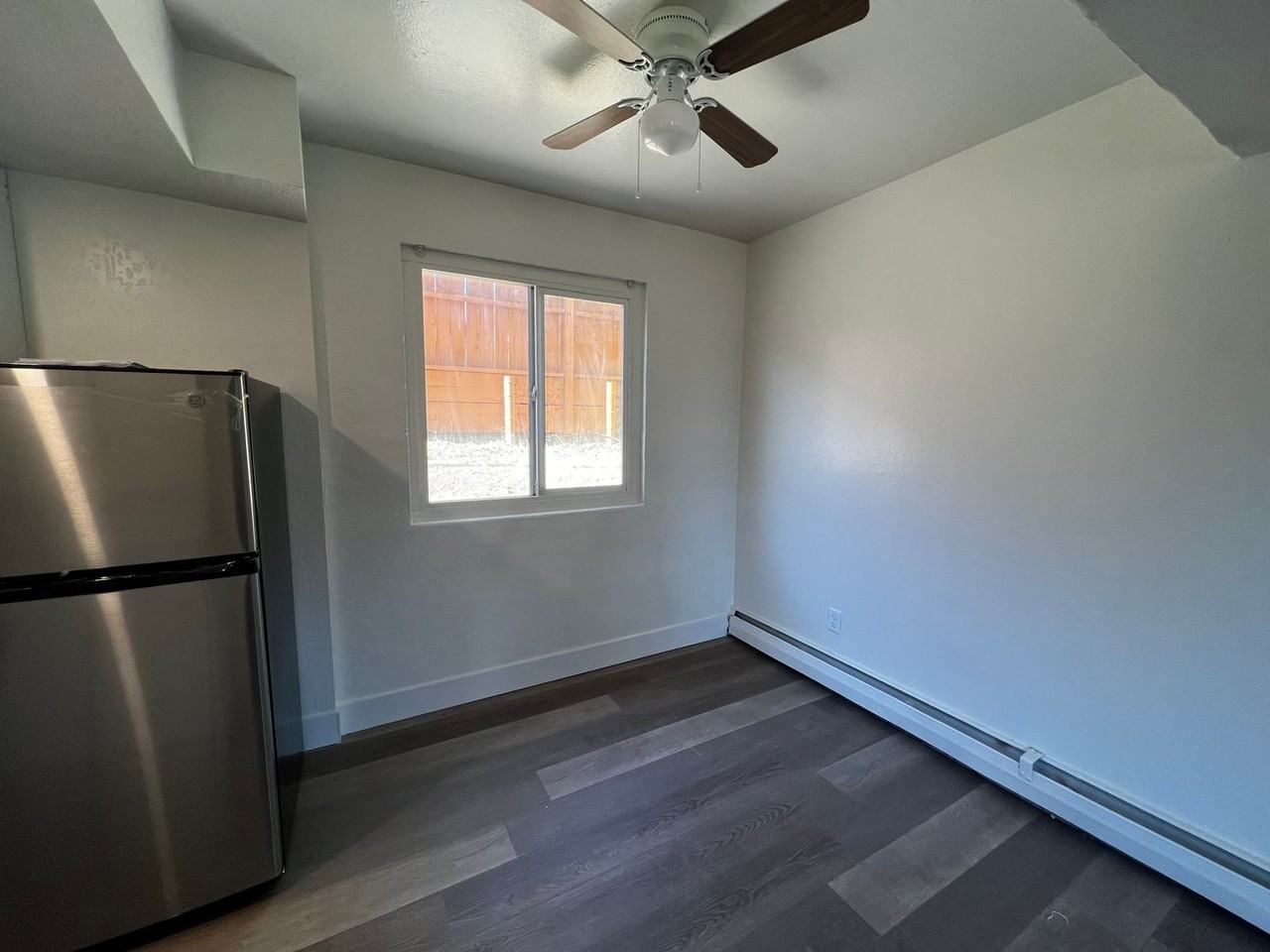 GPRV - Creekside Townhome Apartments - Photo 2 of 8