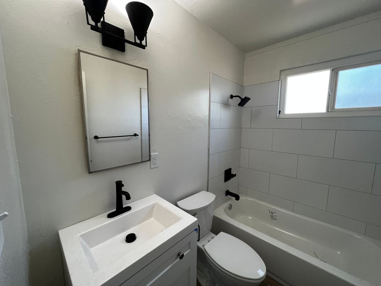 GPRV - Creekside Townhome Apartments - Photo 4 of 8