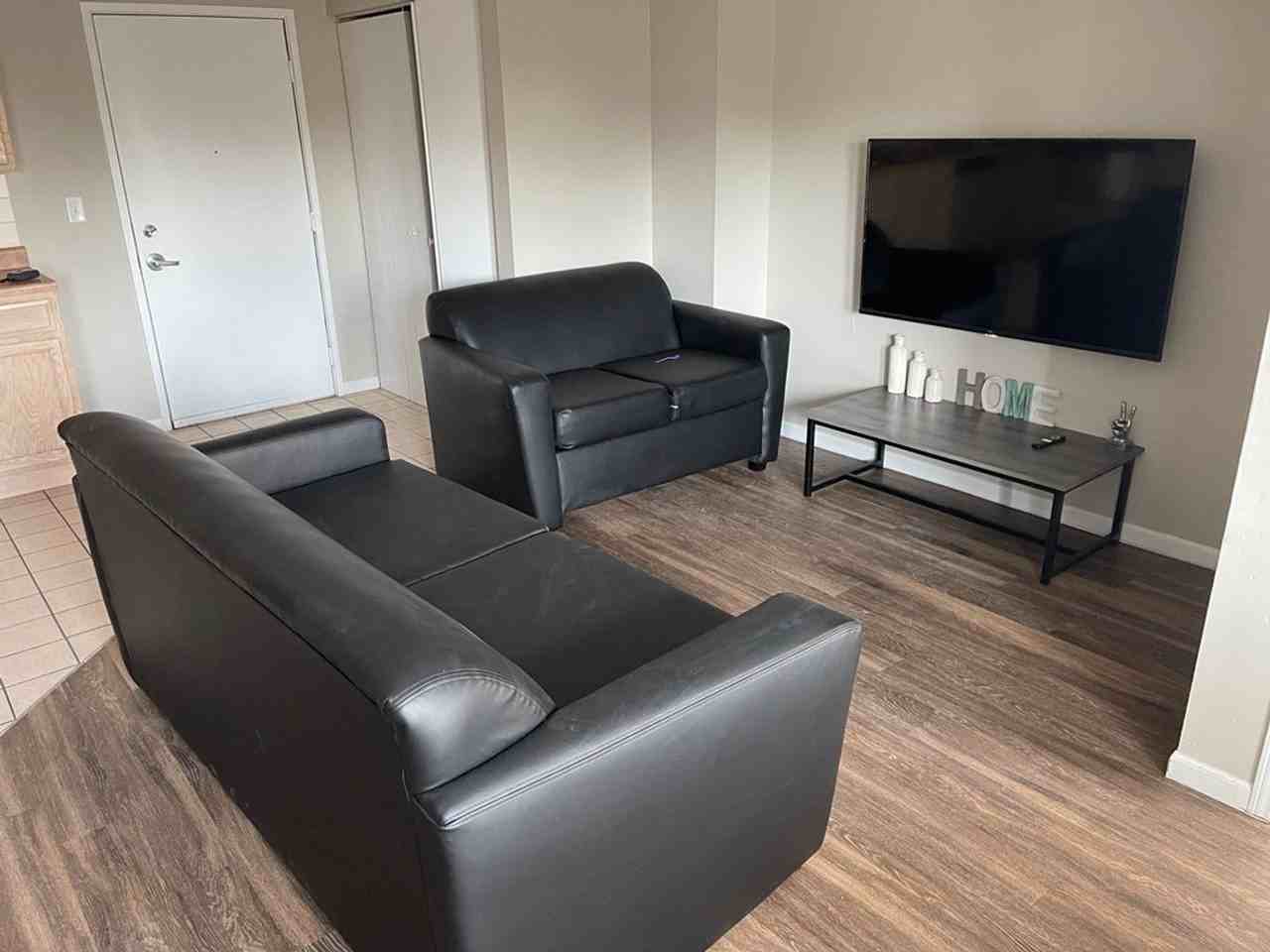 304 E Daniel - Photo 3 of 21